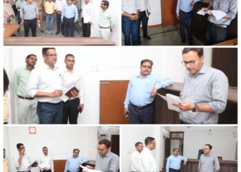 *जनता के काम में देरी नहीं चलेगी, कलेक्टर तिवारी ने तहसील पहुंचकर खुद परखी व्यवस्था* *कलेक्टर ने रीडर की टेबल पर रखी बंटवारा नस्ती खुद जांची*