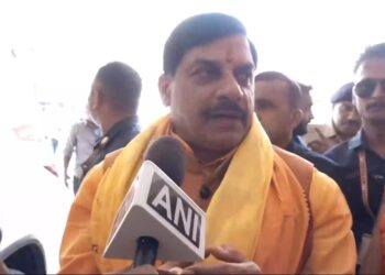 *सीएम डॉ. मोहन यादव ने किए द्वारकाधीश के दर्शन, मांगी प्रदेशवासियों की सुख-समृद्धि*
