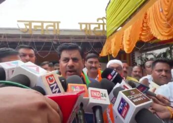 “गरबा में आना है तो ये नियम मानना होगा! 😱🔥”