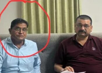 *मंडला: नपा सीएमओ ₹2 लाख की रिश्वत लेते रंगे हाथों गिरफ्तार*