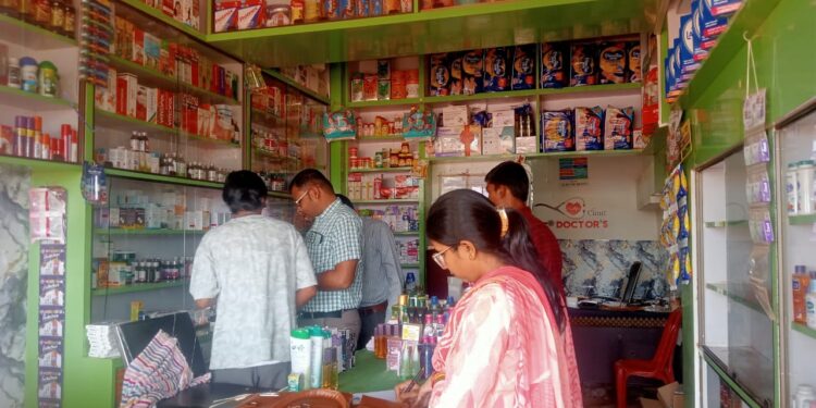 बालाजी फार्मेसी का औषधि विक्रय लाइसेंस 15 दिन के लिए निलंबित