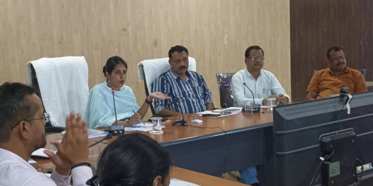 कटनी में विकास कार्यों पर CEO कौर का सख्त रुख लापरवाही बर्दाश्त नहीं, समय पर काम पूरा करने के निर्देश