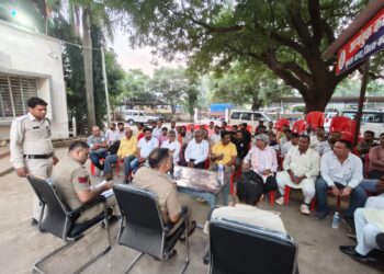 🚨 नवरात्रि से पहले कुठला पुलिस अलर्ट! शांति समिति की बैठक में सुरक्षा और सौहार्द पर जोर 🙏