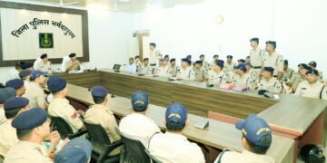 पुलिस अधीक्षक श्री थोटा ने जिले के समस्त थानों में पदस्थ समंस मुंशी एवं कोर्ट मुहर्रिर को समीक्षा बैठक में दिए निर्देश …!
