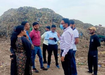 ट्रेंचिंग ग्राउंड का अतिक्रमण हटाने की नहीं कर रहे अधिकारी कारवाही,कचरे का ढेर हटाने के दिए जेडी और कार्यपालन यंत्री ने निर्देश..!