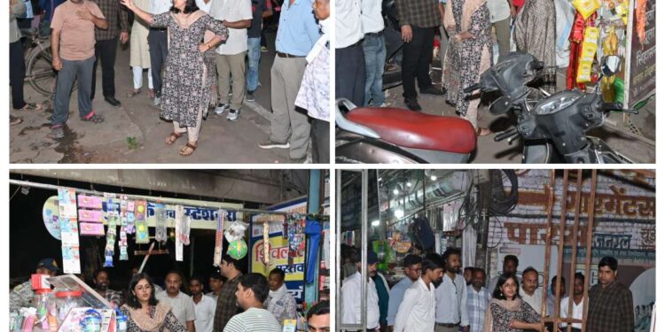 कटनी में निगमायुक्त का एक्शन! दुकानदारों पर जुर्माना, अवैध बैनर-पोस्टर और अतिक्रमण पर होगी कार्रवाई