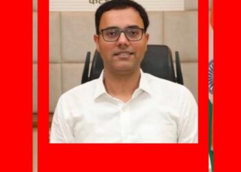🔥 कटनी में नवरात्रि-दशहरा पर प्रशासन अलर्ट! कलेक्टर आशीष तिवारी के सख्त निर्देश, DJ पर प्रतिबंध