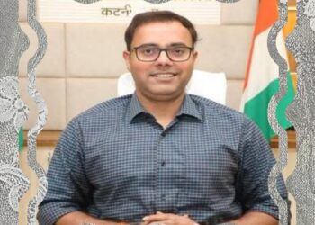 कटनी में दुर्गा विसर्जन को लेकर प्रशासन अलर्ट! पुलिस और कलेक्ट्रेट में 3 पालियों में तैनात रहेंगे अधिकारी-कर्मचारी, हेल्पलाइन नंबर जारी