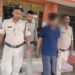 पुलिस ने फर्जी इंस्टाग्राम ID बनाकर महिला की फोटो पर अश्लील कमेंट करने वाले आरोपी को गिरफ्तार कर 3 मोबाइल फोन जप्त किए