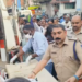 *कटनी में आग से जले दलपत पटेल की मौत के बाद इंदिरा नगर तिराहे में शव रखकर चक्का जाम* *परिजनों ने पुलिस कार्यवाही पर उठाए सवाल,न्याय दिलाने की मांग*